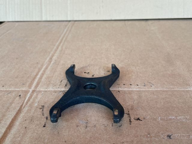 bontott MAZDA MPV Porlasztó Lefogató