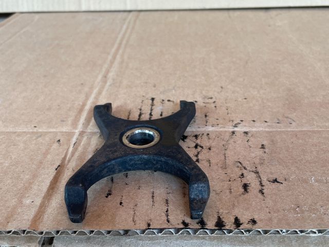 bontott MAZDA MPV Porlasztó Lefogató