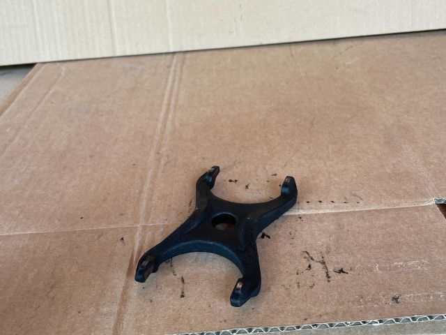 bontott MAZDA MPV Porlasztó Lefogató