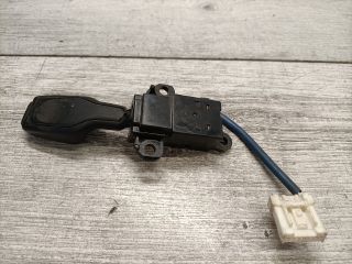 bontott MAZDA MPV Rádió / CD Kapcsoló