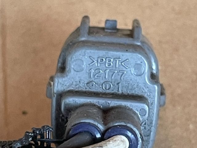 bontott MAZDA MPV Üzemanyag Befecskendező Ellenállás