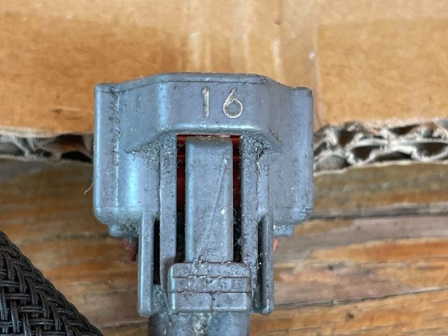 bontott MAZDA MPV Üzemanyag Befecskendező Ellenállás