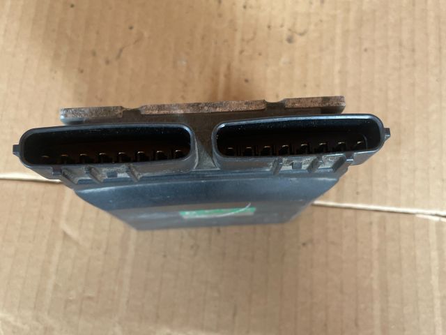 bontott MAZDA MPV Üzemanyag Befecskendező Vezérlő