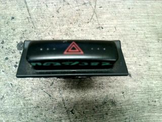 bontott MAZDA MPV Vészvillogó Kapcsoló