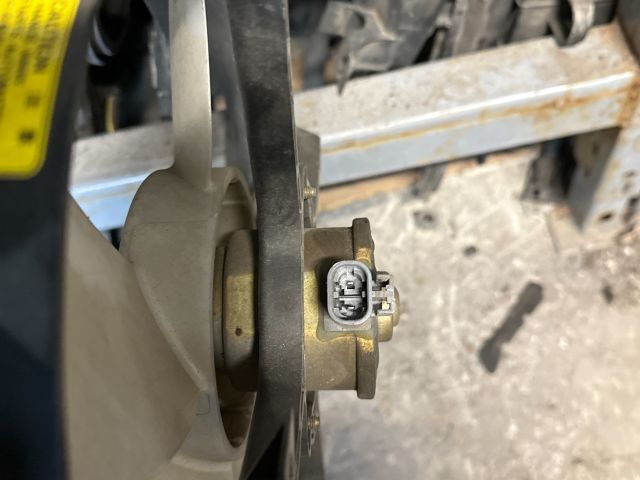 bontott MAZDA MX-5 Hűtőventilátor