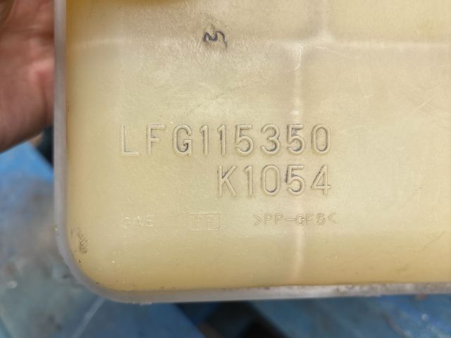 bontott MAZDA MX-5 Kiegyenlítő Tartály