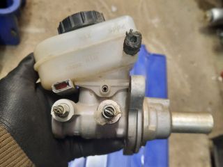 bontott MAZDA MX-5 Főfékhenger