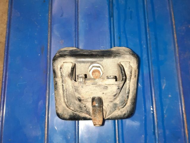 bontott MAZDA MX-5 Motor Tartó Bak Jobb