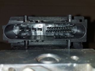 bontott MAZDA MX-5 ABS Kocka