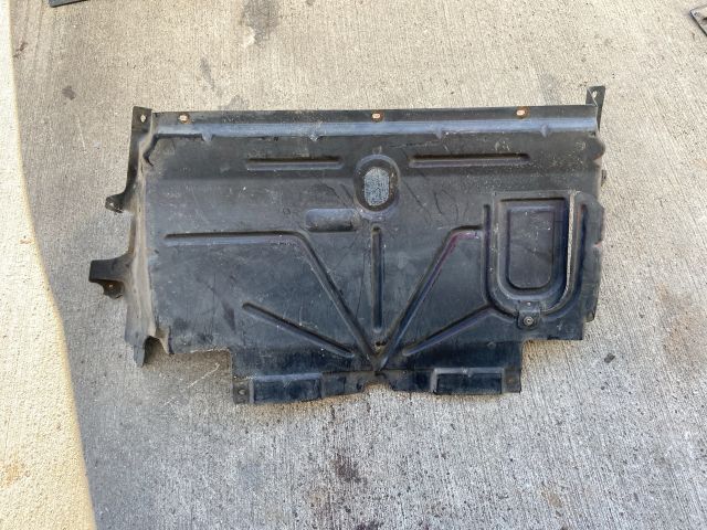 bontott MAZDA MX-5 Alsó Motorburkolat