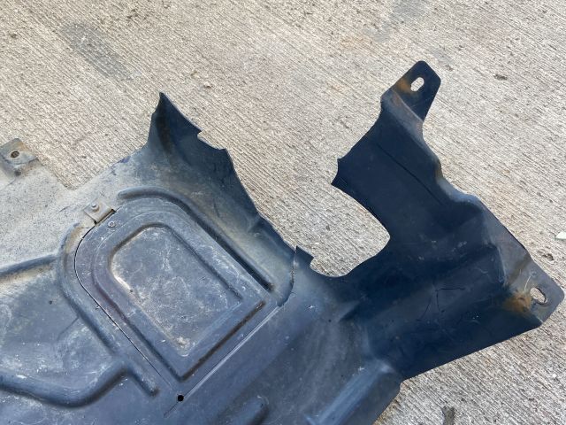 bontott MAZDA MX-5 Alsó Motorburkolat