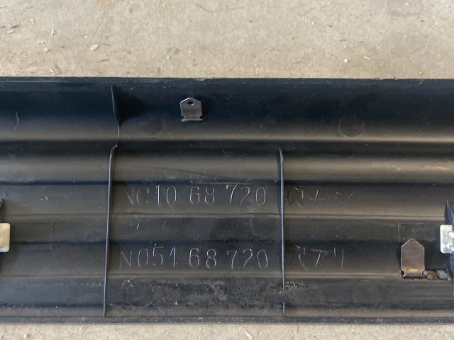 bontott MAZDA MX-5 Bal első Belső Küszöb Burkolat