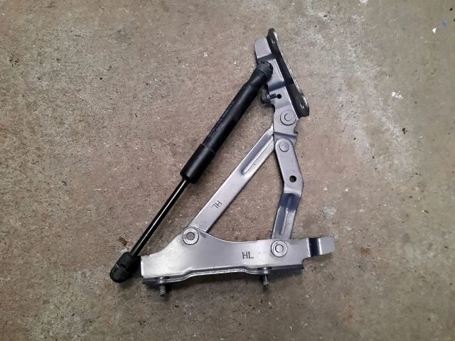 bontott MAZDA MX-5 Csomagtérajtó Bal Zsanér