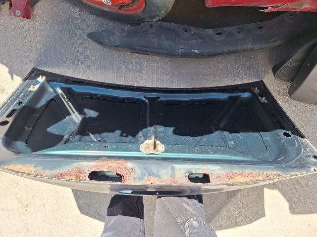 bontott MAZDA MX-5 Csomagtérajtó (Részeivel)