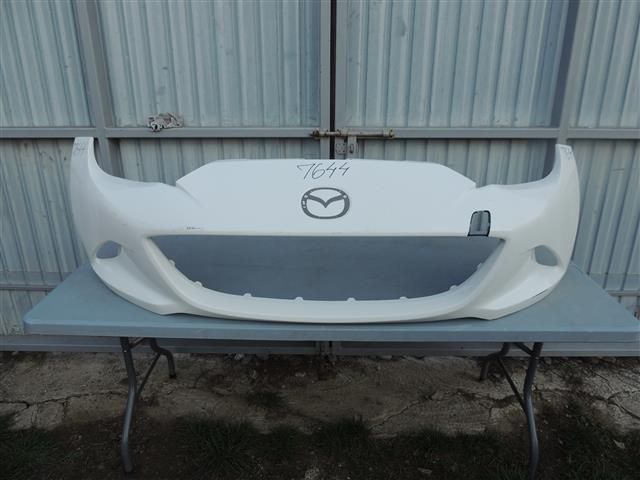 bontott MAZDA MX-5 Első Lökhárító (Részeivel)