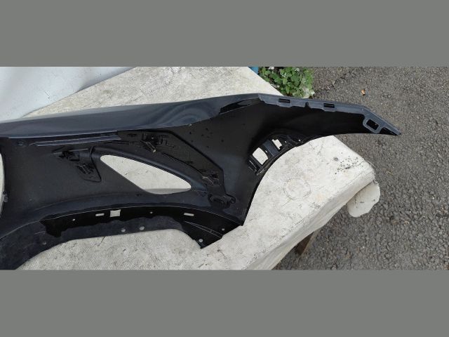 bontott MAZDA MX-5 Első Lökhárító (Üresen)