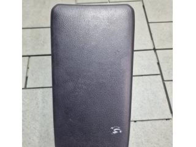 bontott MAZDA MX-5 Könyöklő