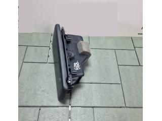 bontott MAZDA MX-5 Könyöklő