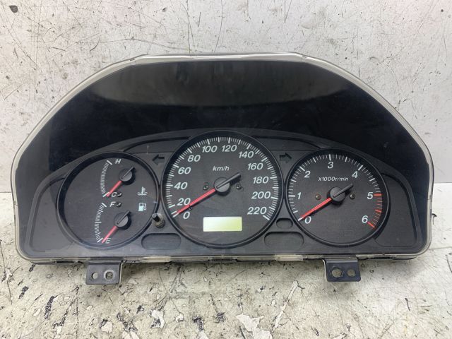 bontott MAZDA PREMACY Kilométeróra