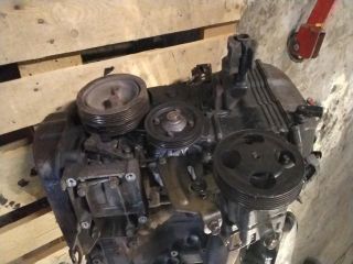 bontott MAZDA PREMACY Motor (Fűzött blokk hengerfejjel)