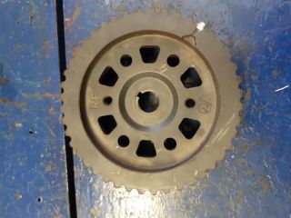 bontott MAZDA PREMACY Adagoló Bordáskerék / Lánckerék