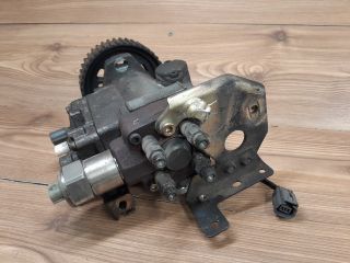 bontott MAZDA PREMACY Adagoló