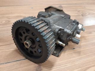 bontott MAZDA PREMACY Adagoló