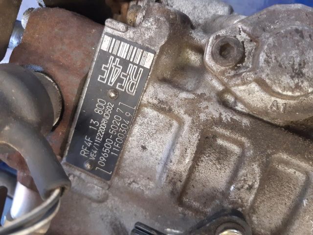 bontott MAZDA PREMACY Adagoló