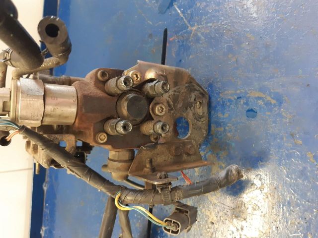 bontott MAZDA PREMACY Adagoló