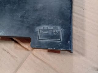 bontott MAZDA PREMACY Akkumulátor Fedél