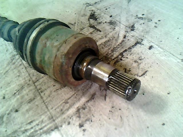 bontott MAZDA PREMACY Bal Féltengely