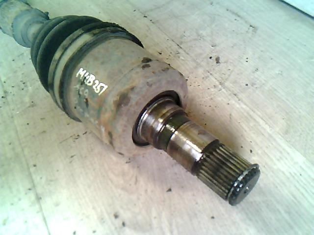 bontott MAZDA PREMACY Bal Féltengely