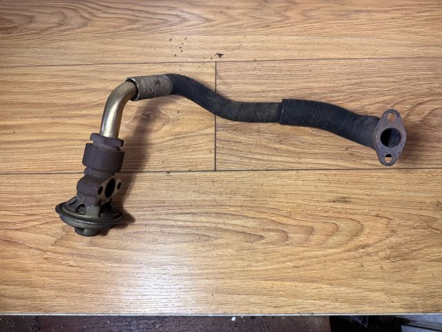 bontott MAZDA PREMACY EGR Hűtő Cső