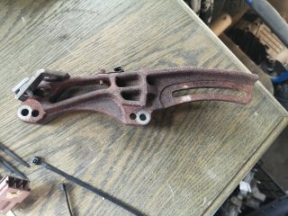 bontott MAZDA PREMACY Generátor Tartó Bak