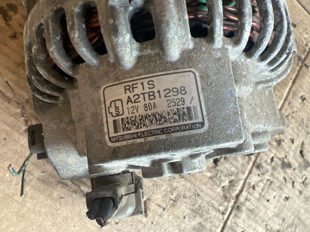 bontott MAZDA PREMACY Generátor