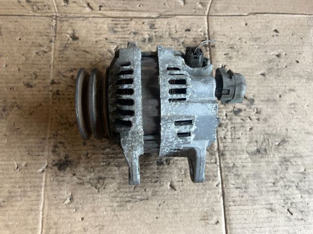 bontott MAZDA PREMACY Generátor