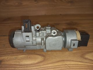 bontott MAZDA PREMACY Gyújtáskapcsoló Házzal