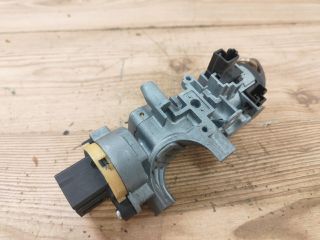 bontott MAZDA PREMACY Gyújtáskapcsoló Házzal