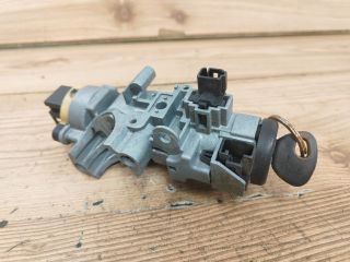 bontott MAZDA PREMACY Gyújtáskapcsoló Házzal