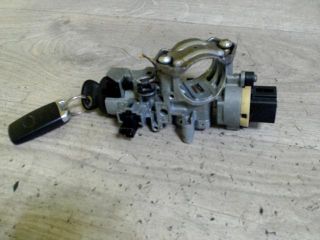 bontott MAZDA PREMACY Gyújtáskapcsoló Házzal