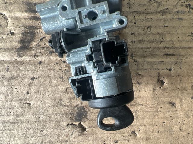 bontott MAZDA PREMACY Gyújtáskapcsoló