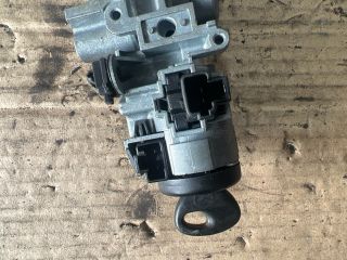 bontott MAZDA PREMACY Gyújtáskapcsoló