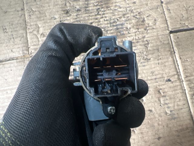 bontott MAZDA PREMACY Gyújtáskapcsoló