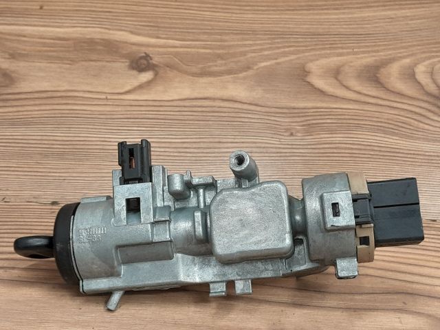 bontott MAZDA PREMACY Gyújtáskapcsoló