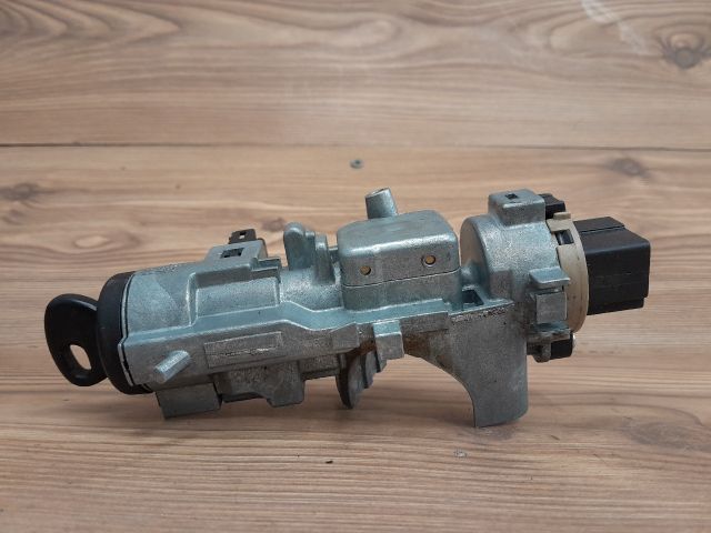 bontott MAZDA PREMACY Gyújtáskapcsoló