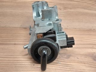 bontott MAZDA PREMACY Gyújtáskapcsoló