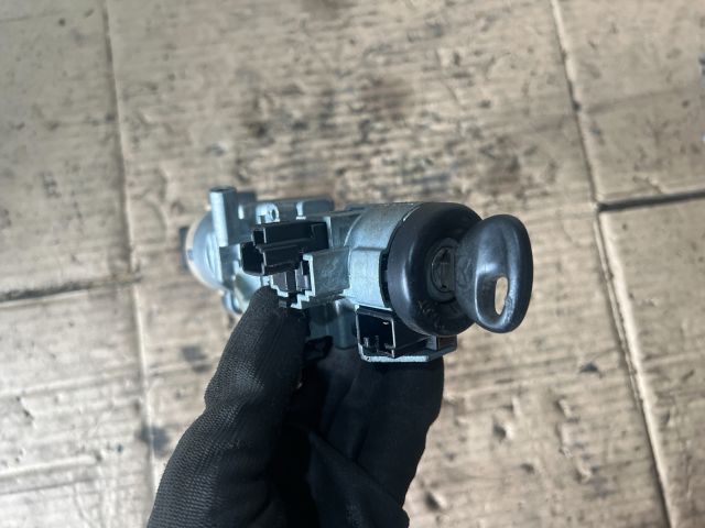 bontott MAZDA PREMACY Gyújtáskapcsoló