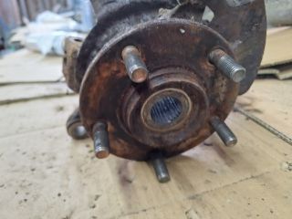 bontott MAZDA PREMACY Jobb első Csonkállvány Kerékaggyal