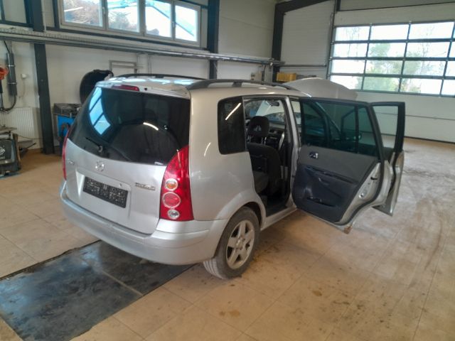 bontott MAZDA PREMACY Jobb első Féknyereg Munkahengerrel