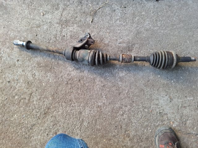 bontott MAZDA PREMACY Jobb Féltengely